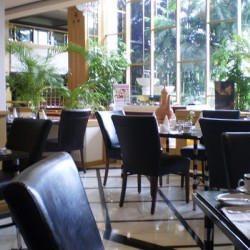 Sunday Brunch At Marriot Hotel/Nadia’s Cafe